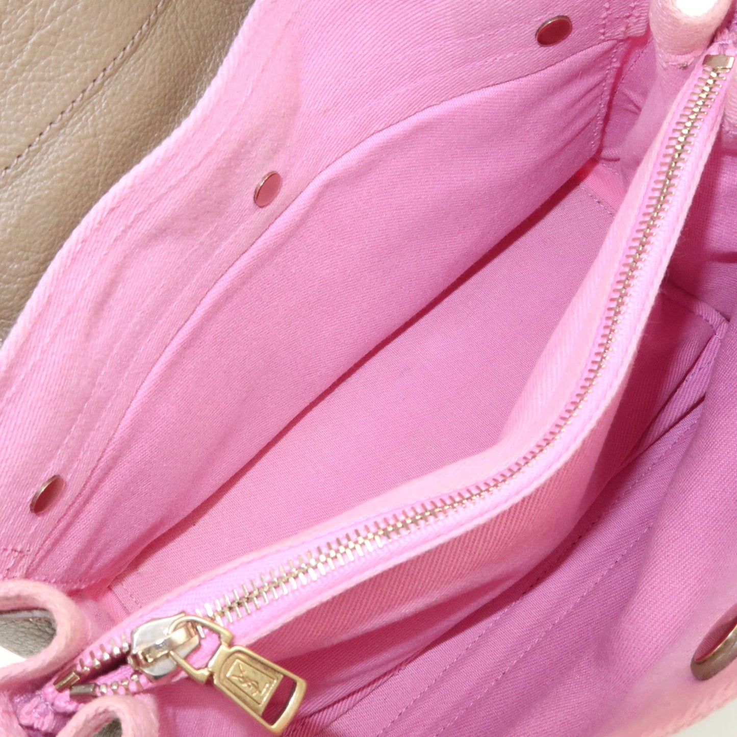 Yves Saint-Laurent Muse II