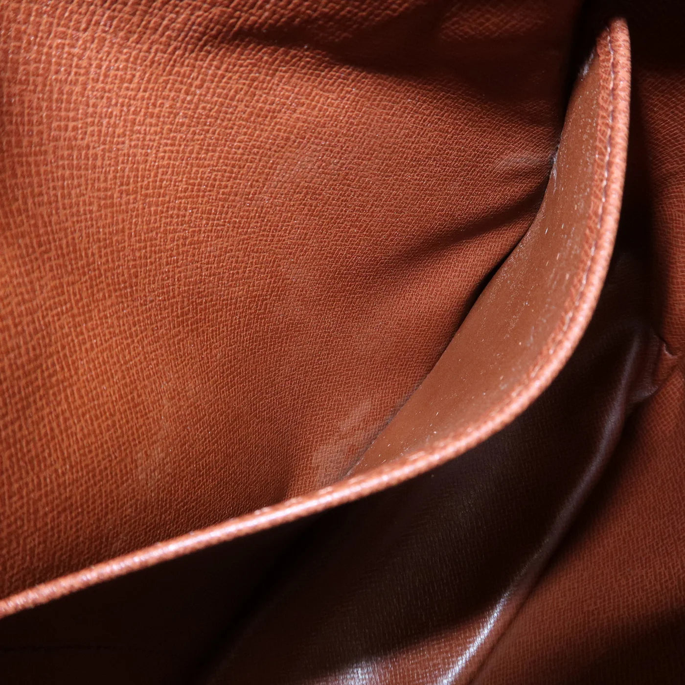 Louis Vuitton Compiègne