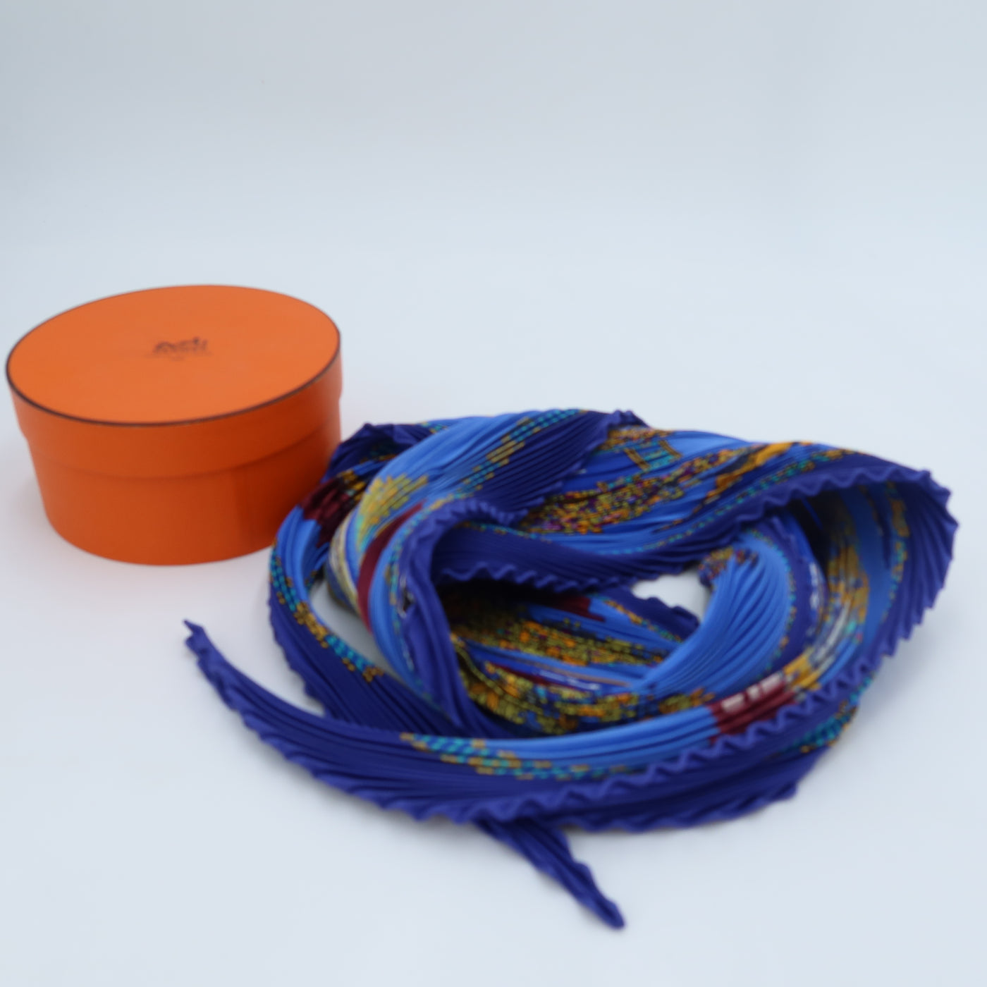 Hermès Carré "Les Beaux jours de Bonsaï"