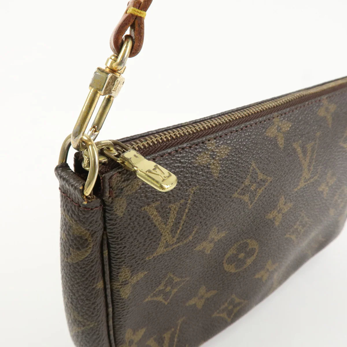Louis Vuitton pochette accessoires