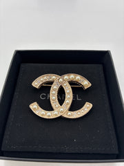 Chanel Broche 2020
