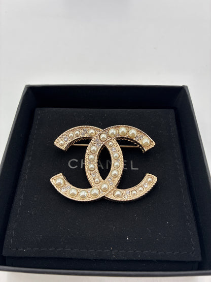 Chanel Broche 2020