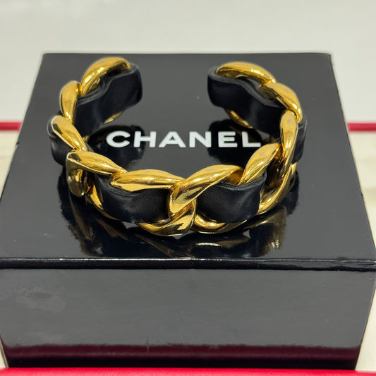 CHANEL bracelet jonc