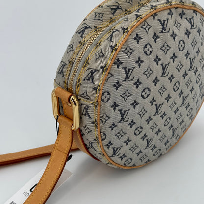 Louis Vuitton  Jeanne