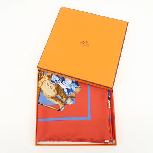 Hermès carré “ Confidents des cœurs”