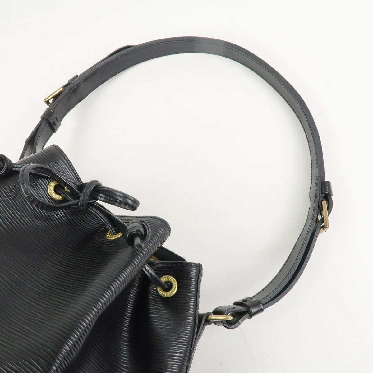 Louis Vuitton Noé noir PM