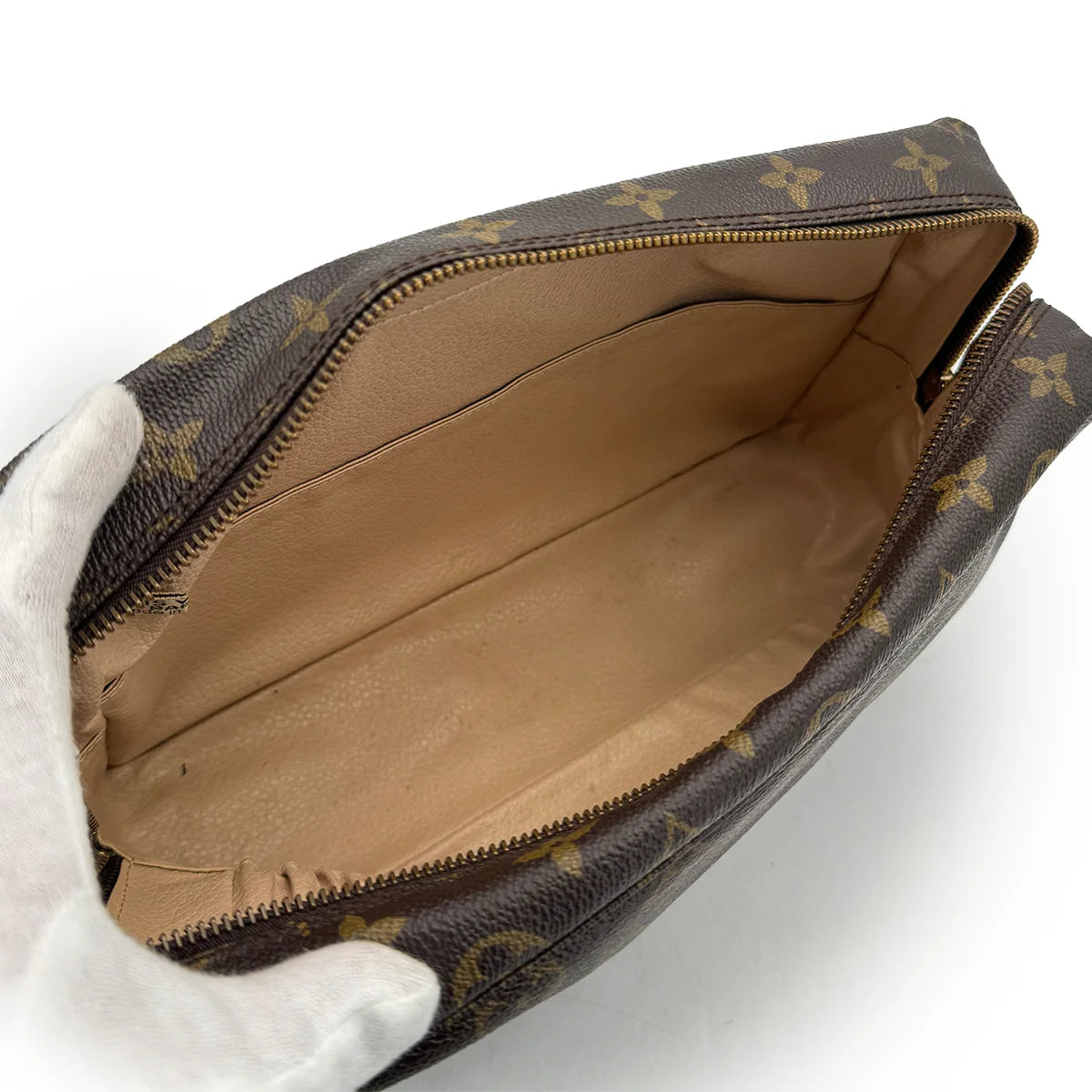 Louis Vuitton trousse de toilettes GM