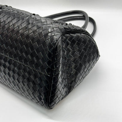 Bottega Veneta Shopping