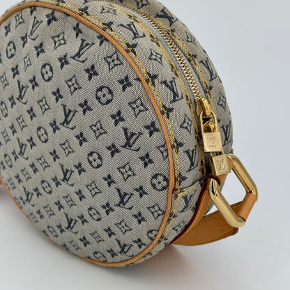 Louis Vuitton  Jeanne
