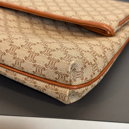 Céline Pochette GM