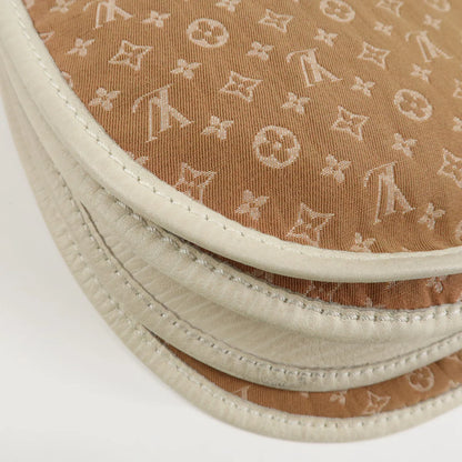 Louis Vuitton Aman