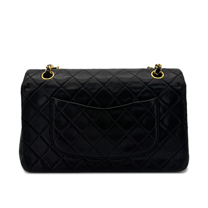 Chanel Classique medium