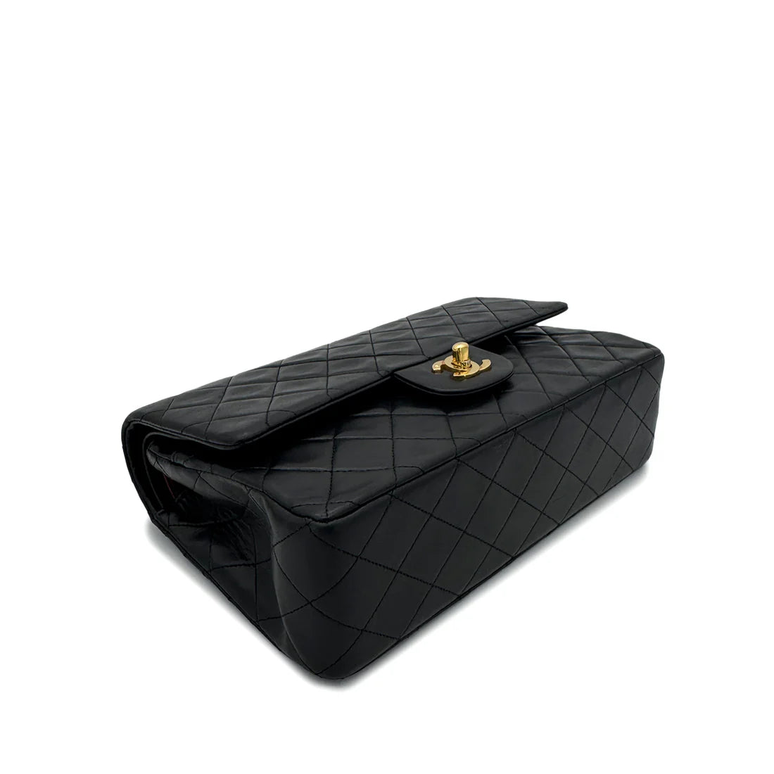 Chanel Classique medium