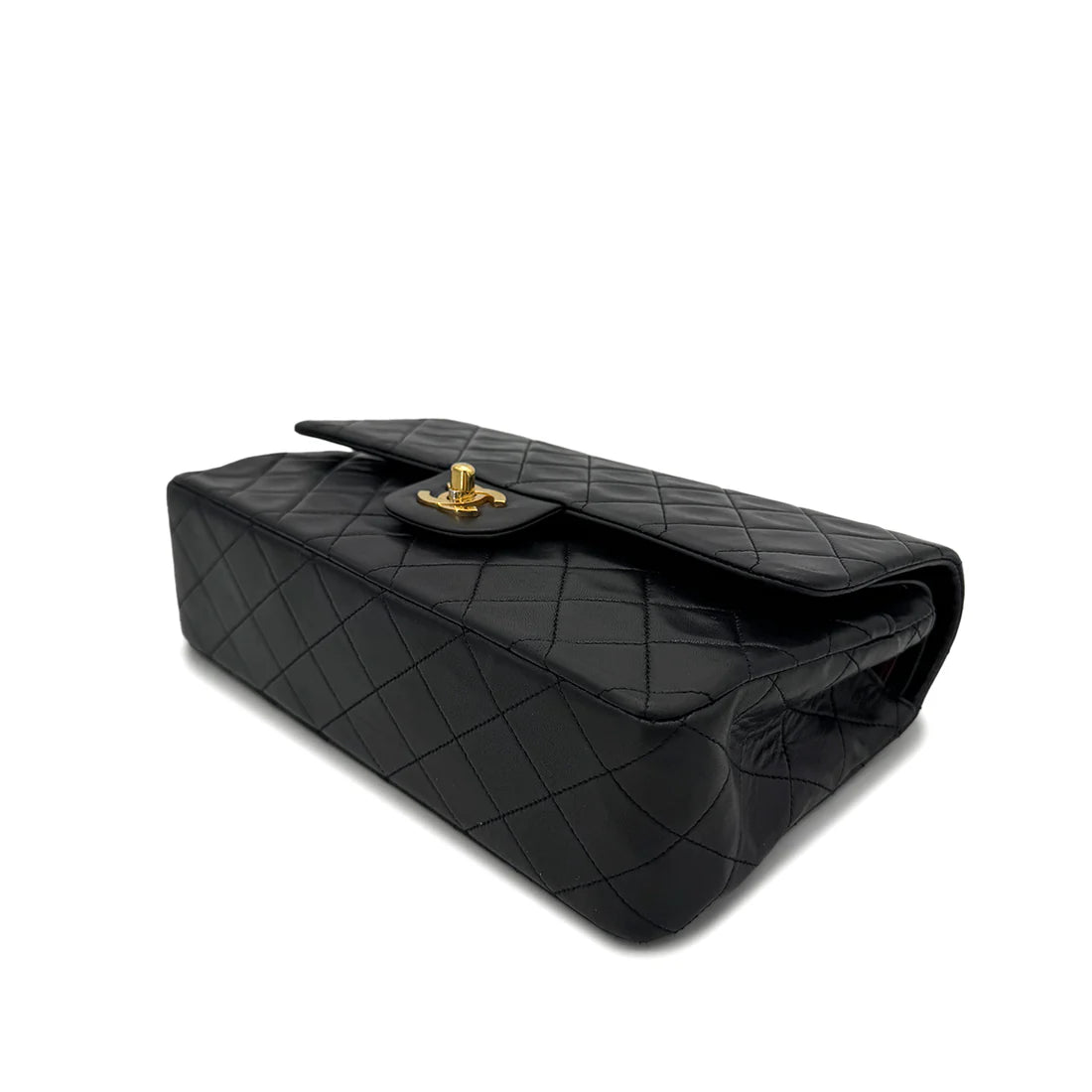 Chanel Classique medium