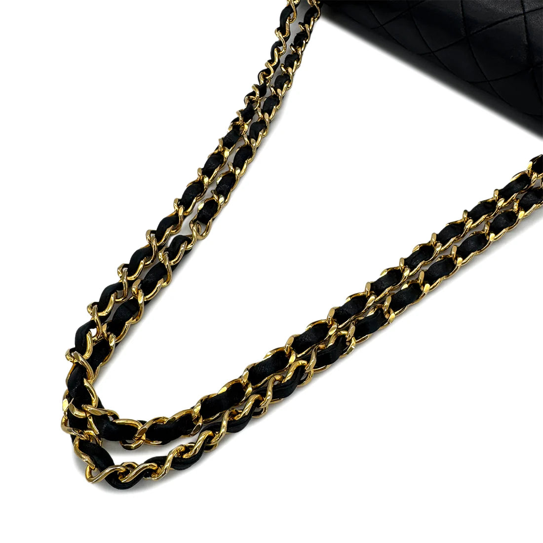 Chanel Classique medium