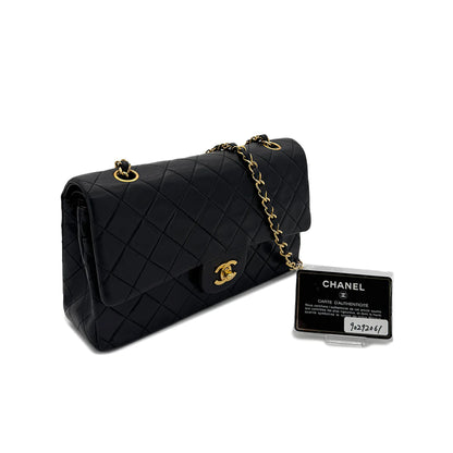 Chanel Classique medium