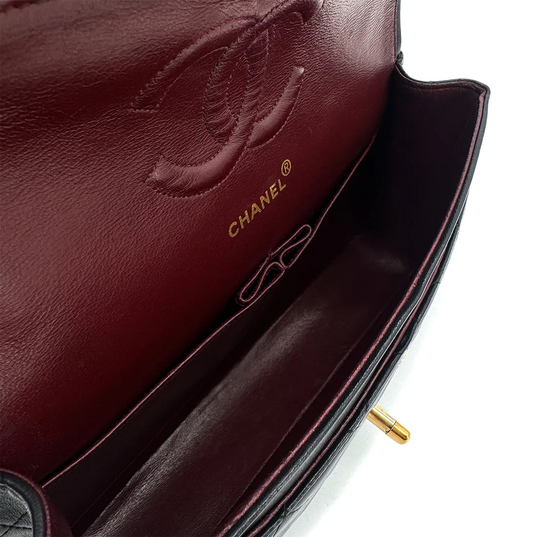 Chanel classique 1112