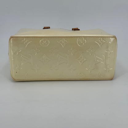 Louis Vuitton reade