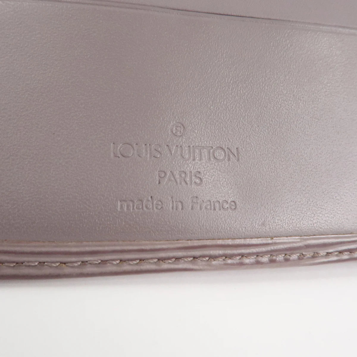 Louis Vuitton portefeuille lilas MI0092