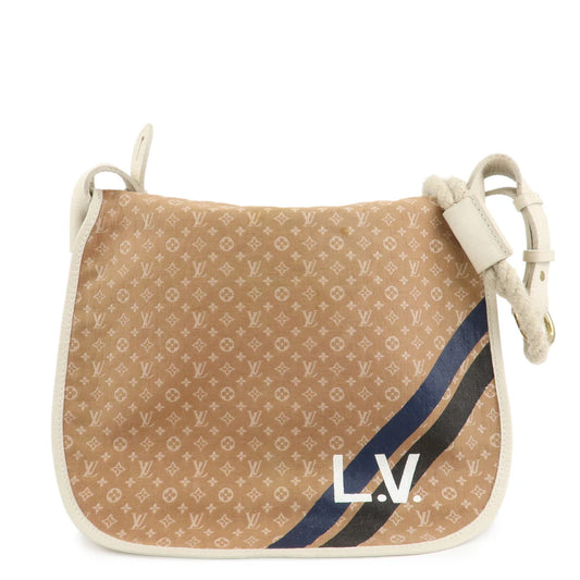 Louis Vuitton Aman