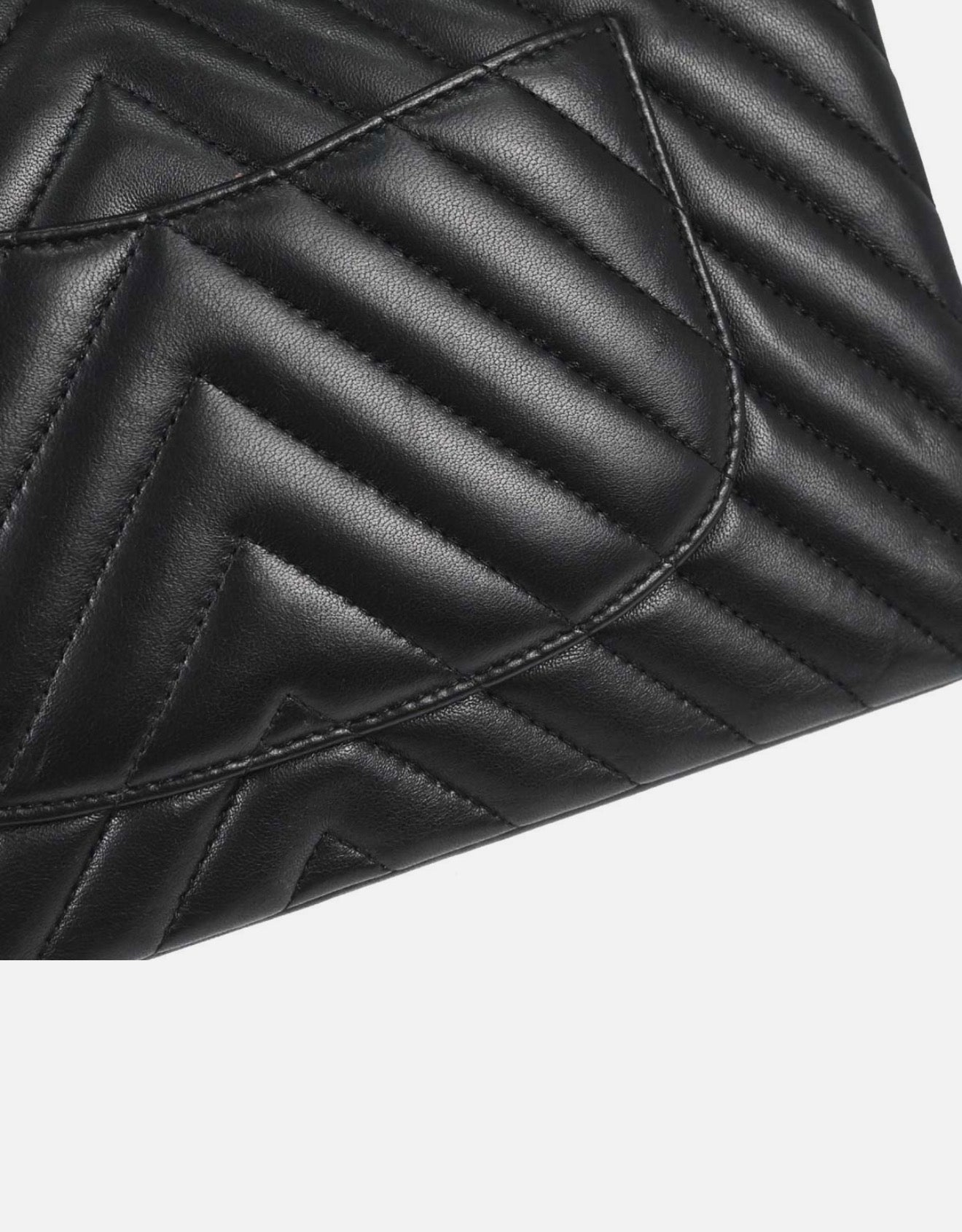 Chanel timeless 11.12 chevrons
