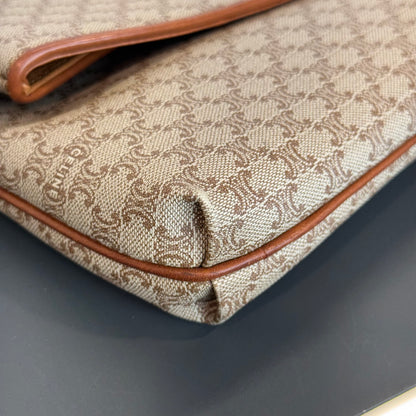 Céline Pochette GM