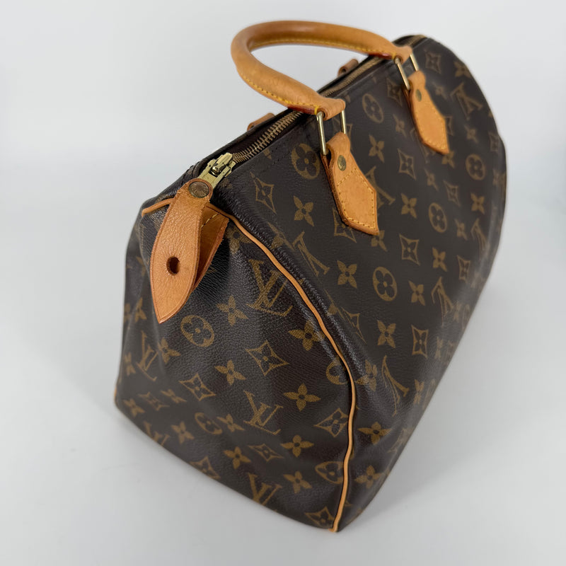 Louis Vuitton Speedy 30