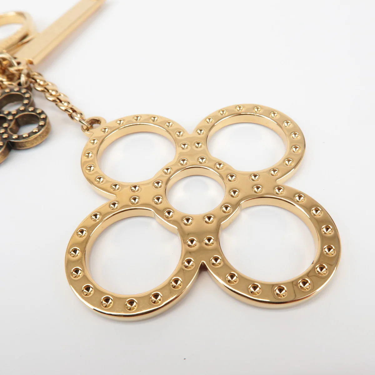 Louis Vuitton bijou de sacs ou porte TABAGE