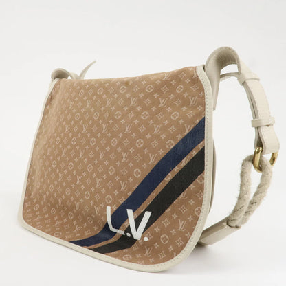 Louis Vuitton Aman