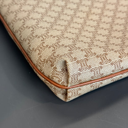 Céline Pochette GM