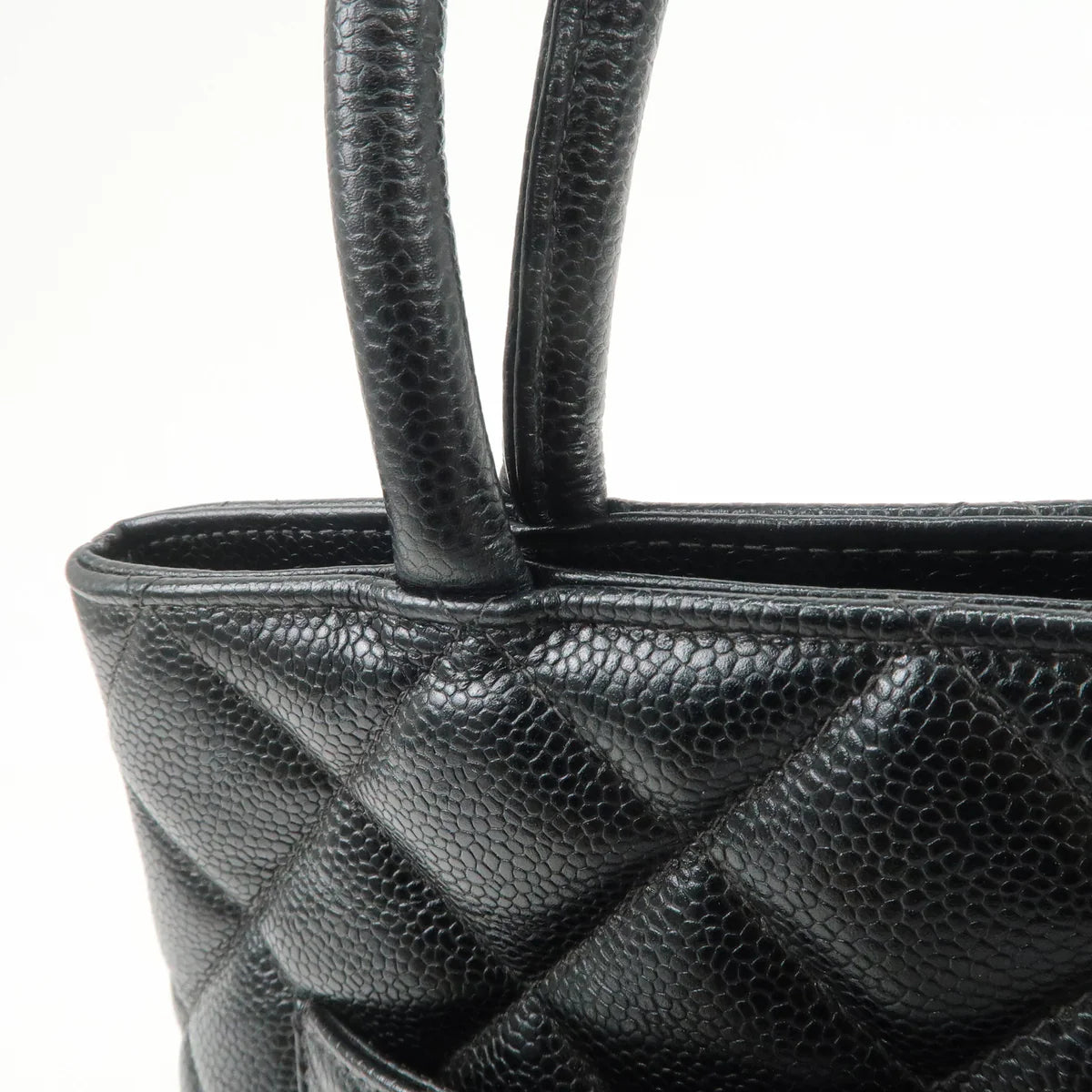 Chanel Médaillon - Noir