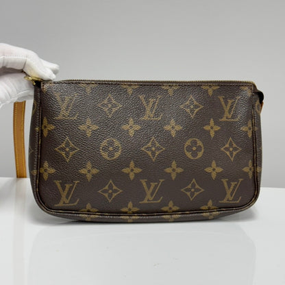 Louis Vuitton Pochette Accessoires Bandoulière