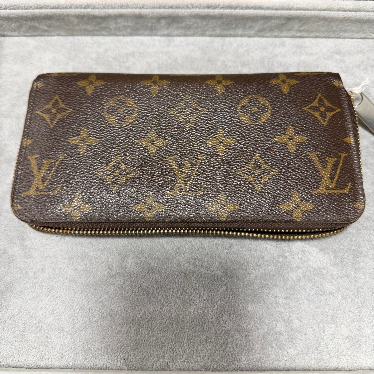 Louis Vuitton Zippy