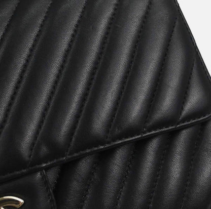 Chanel timeless 11.12 chevrons