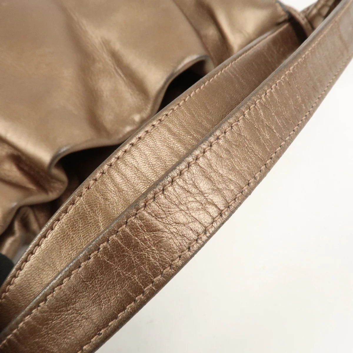 Loewe hobo cuivré