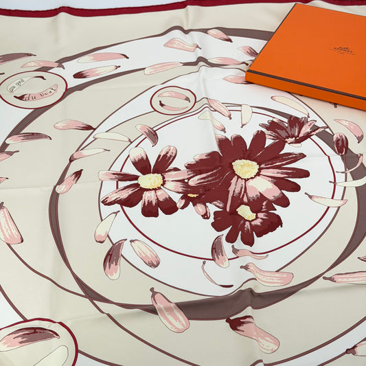 Hermès carré "Au gré du vent"