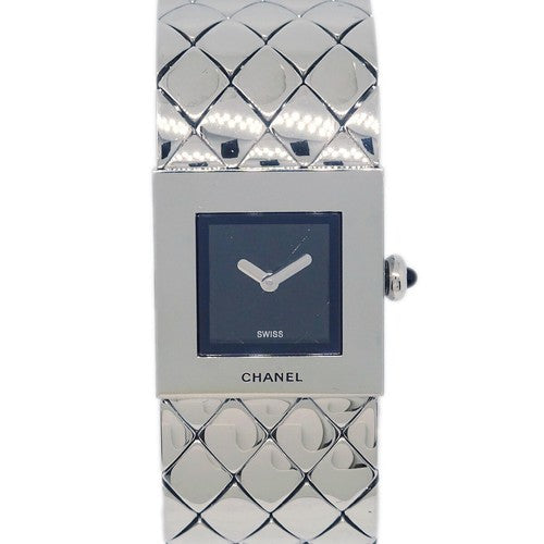 Chanel montre matelassée