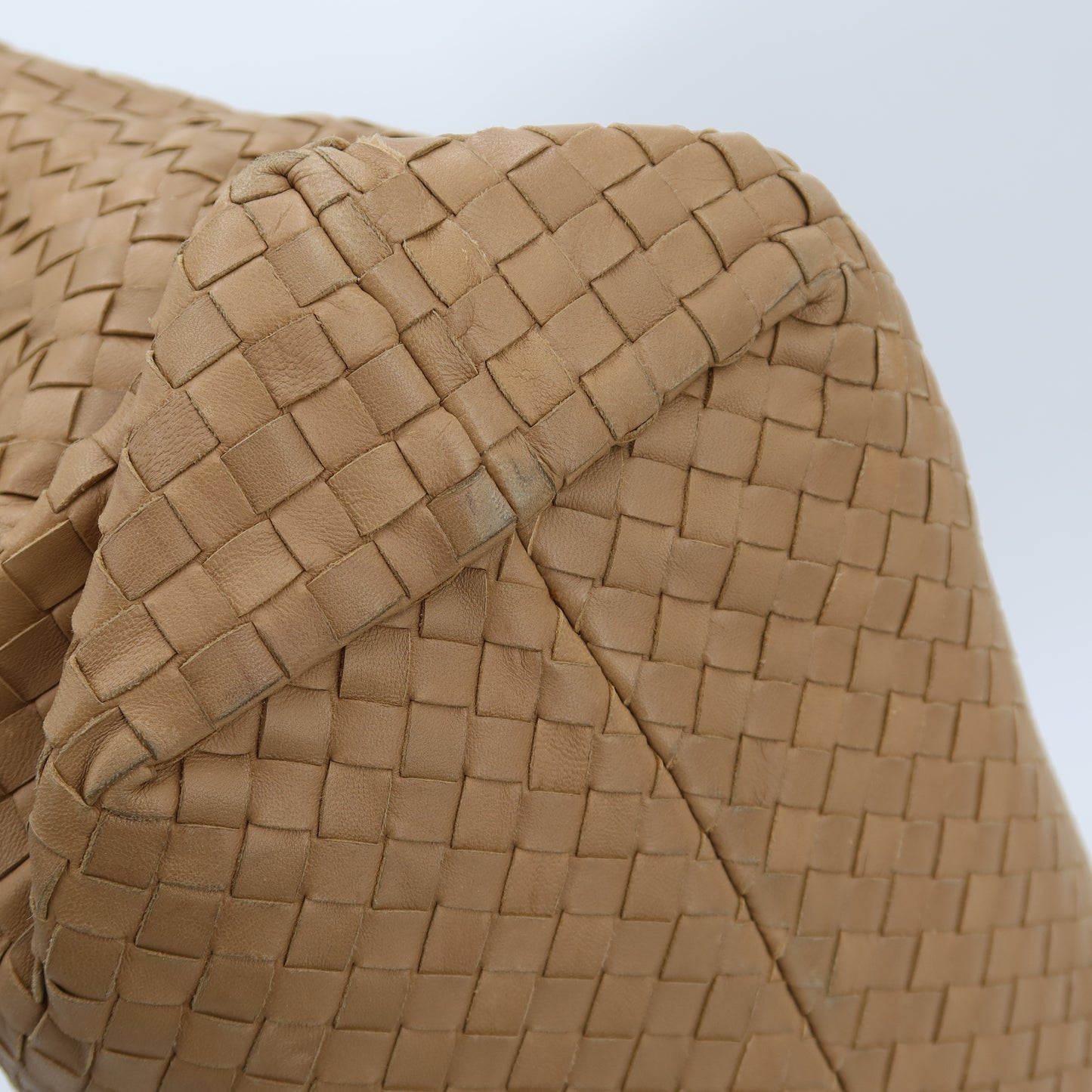 Bottega Veneta shopping
