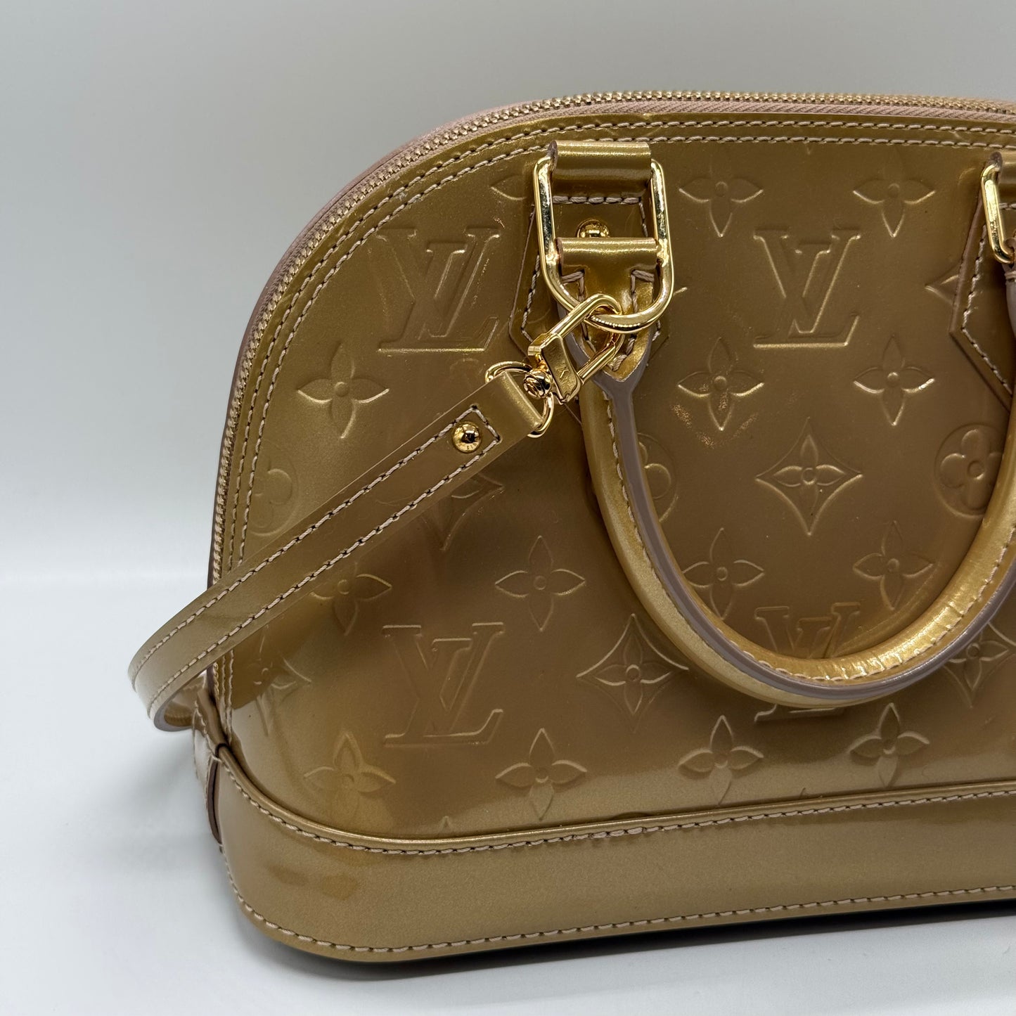 Louis Vuitton Alma BB