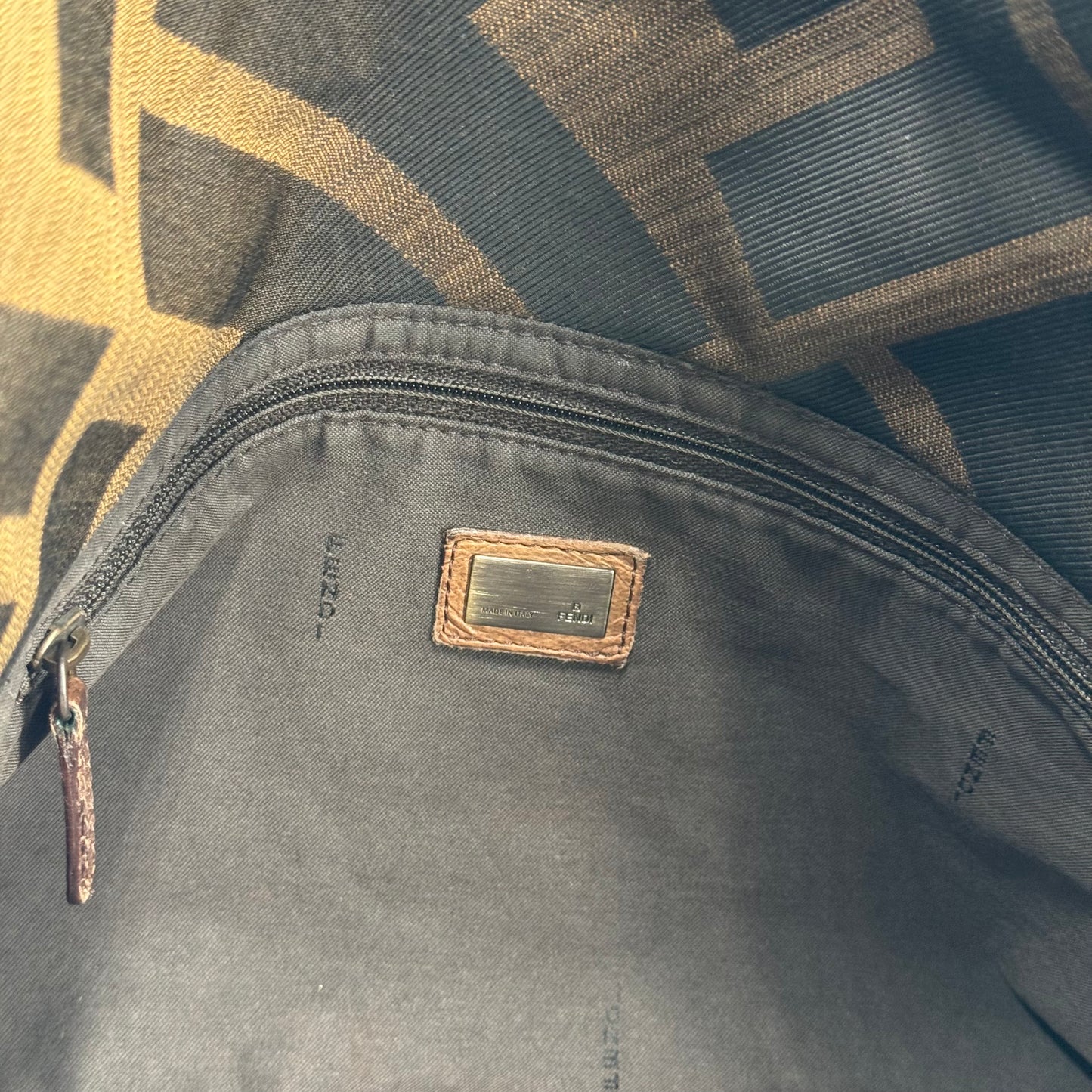 Fendi Baguette XL