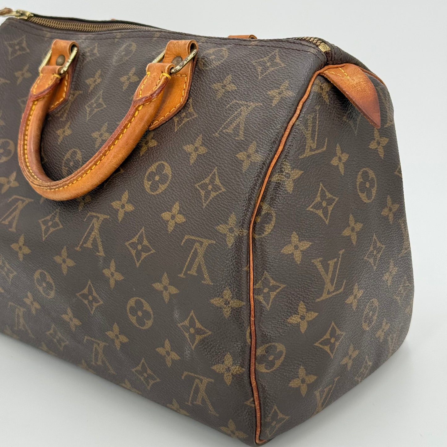 Louis Vuitton speedy