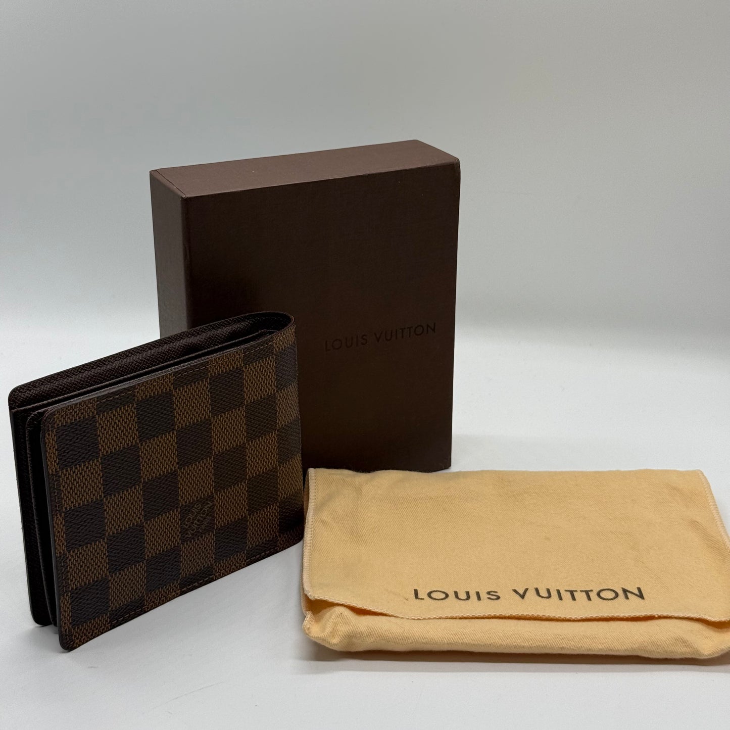 Louis Vuitton Portefeuille compact*