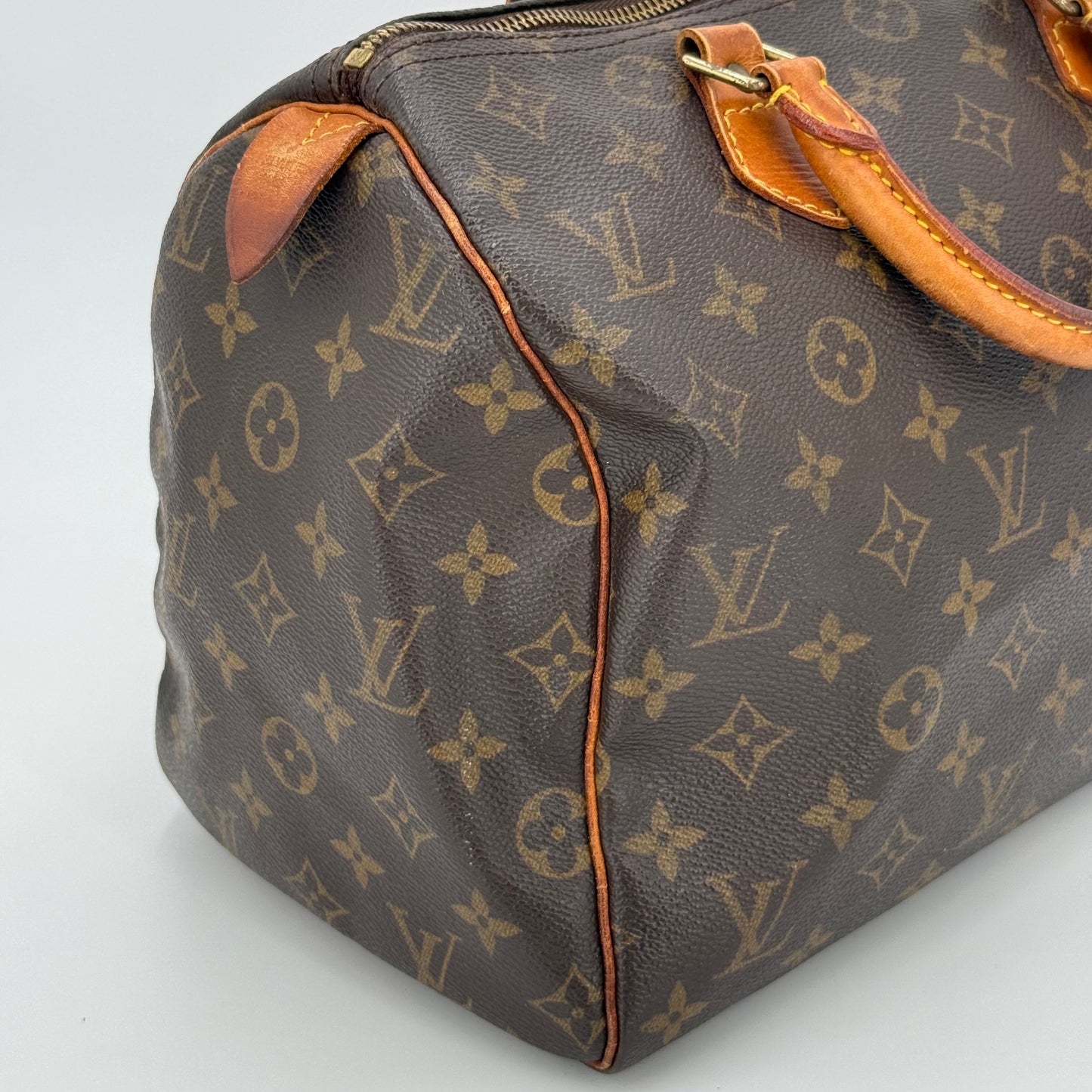 Louis Vuitton speedy