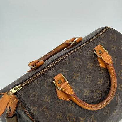 Louis Vuitton speedy