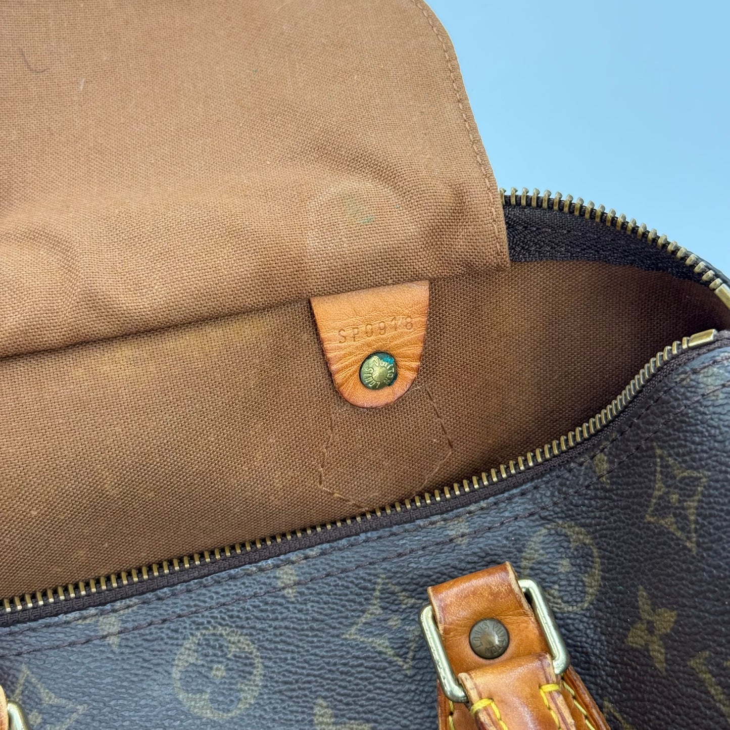 Louis Vuitton speedy