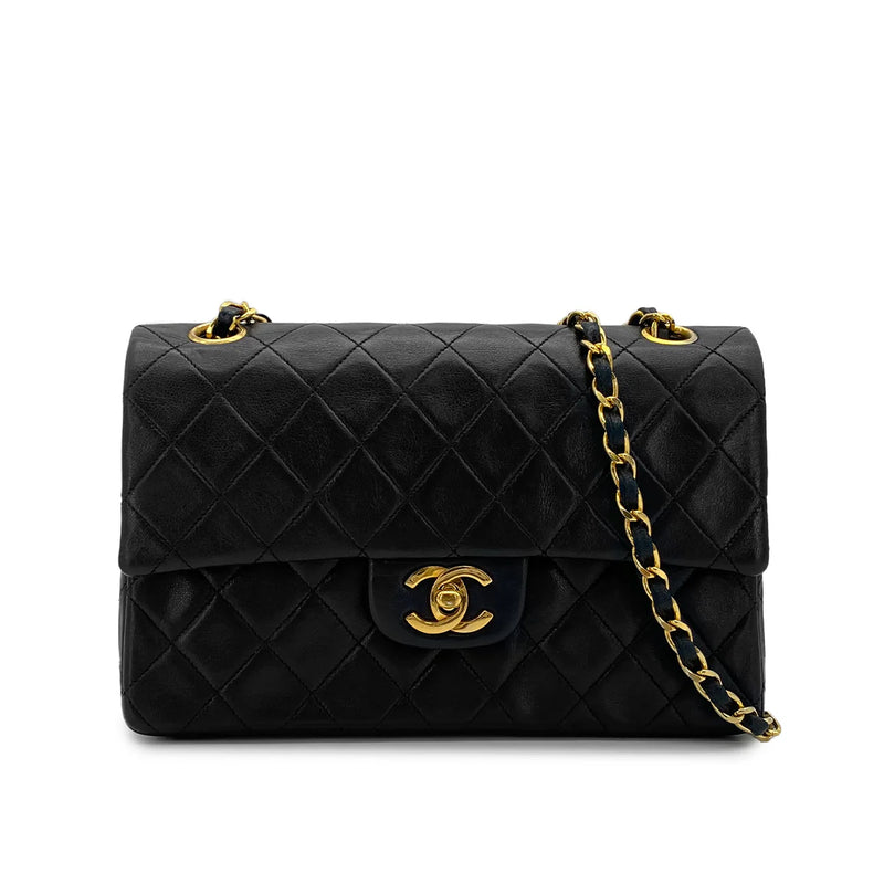 Chanel Timeless A01113