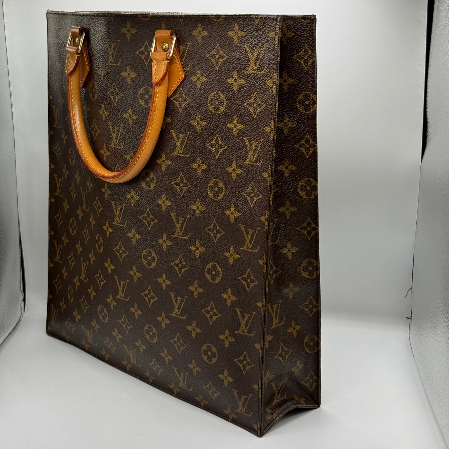 Louis Vuitton sac plat