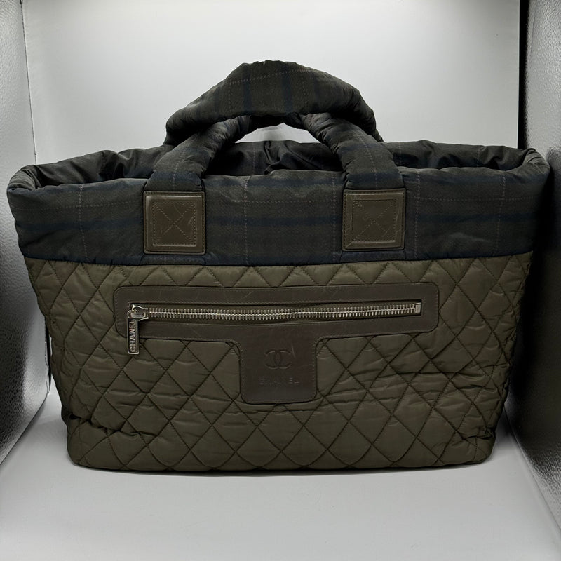 Chanel Shopping*