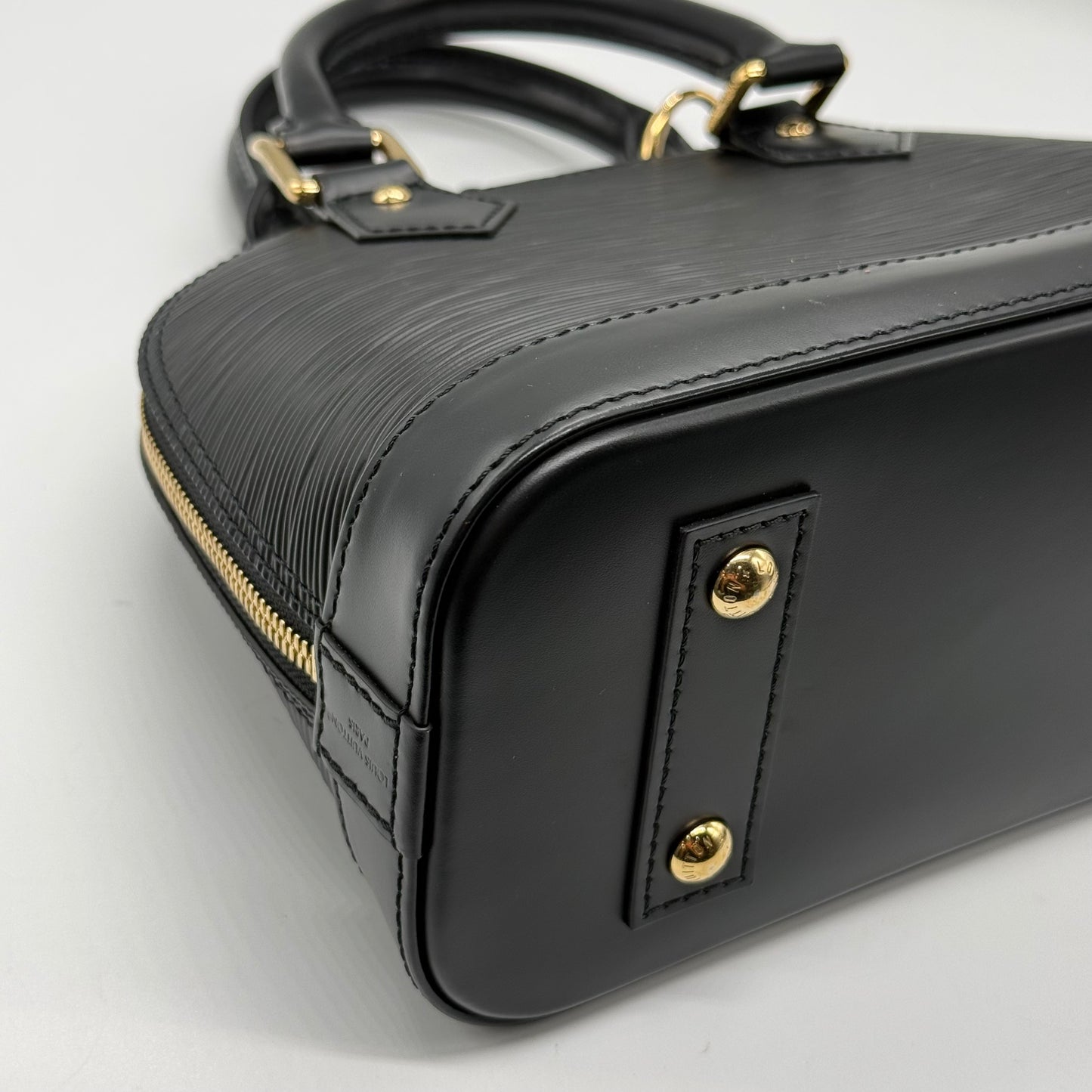 Louis Vuitton X Takashi Murakami Alma BB