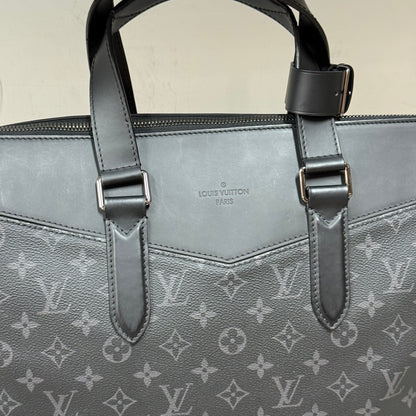 Louis Vuitton Explorer